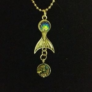 Mermaid tail with iridescent jewel and Druzy Stone